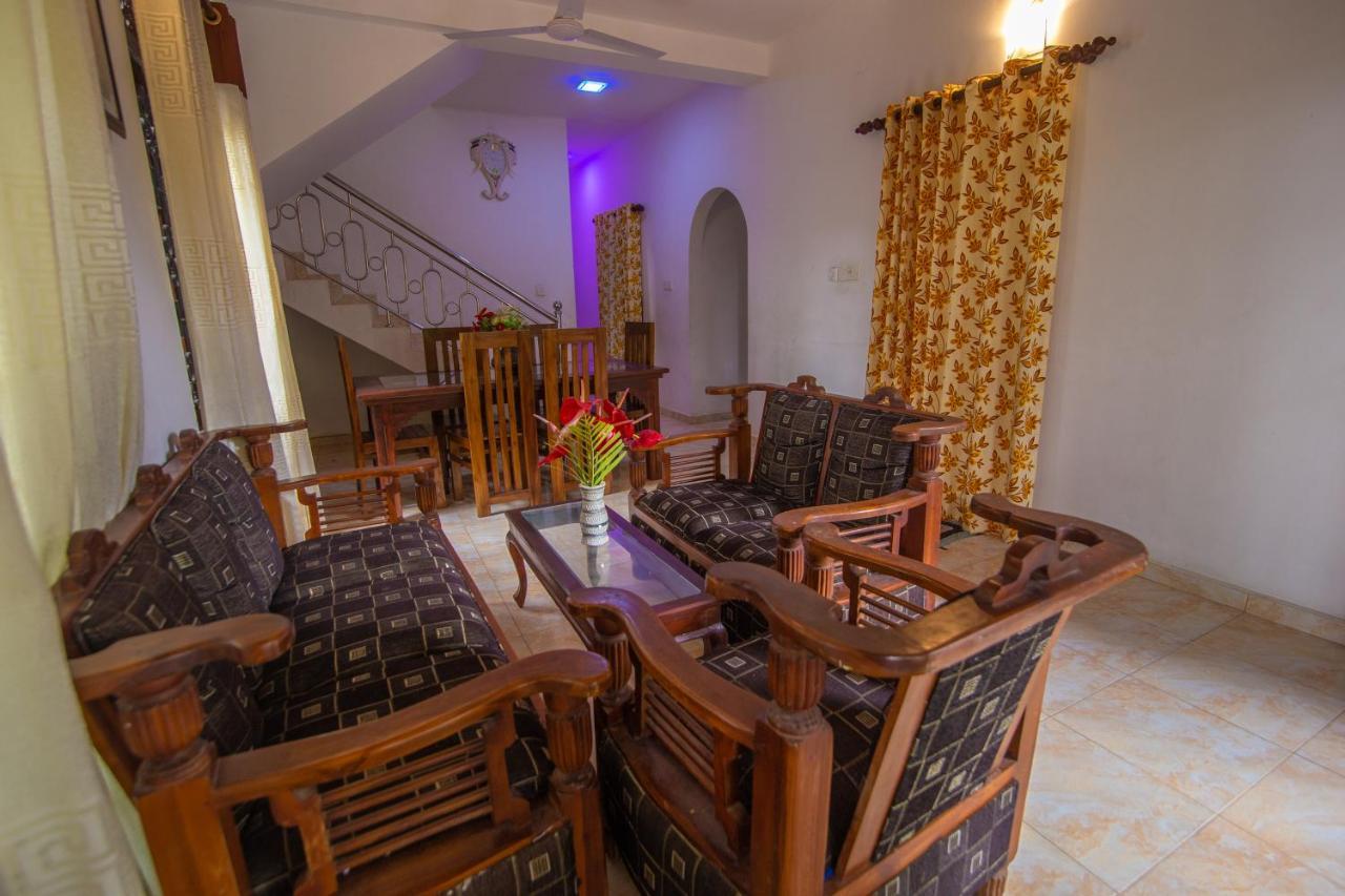 Mountain Gem Villa Hikkaduwa Buitenkant foto