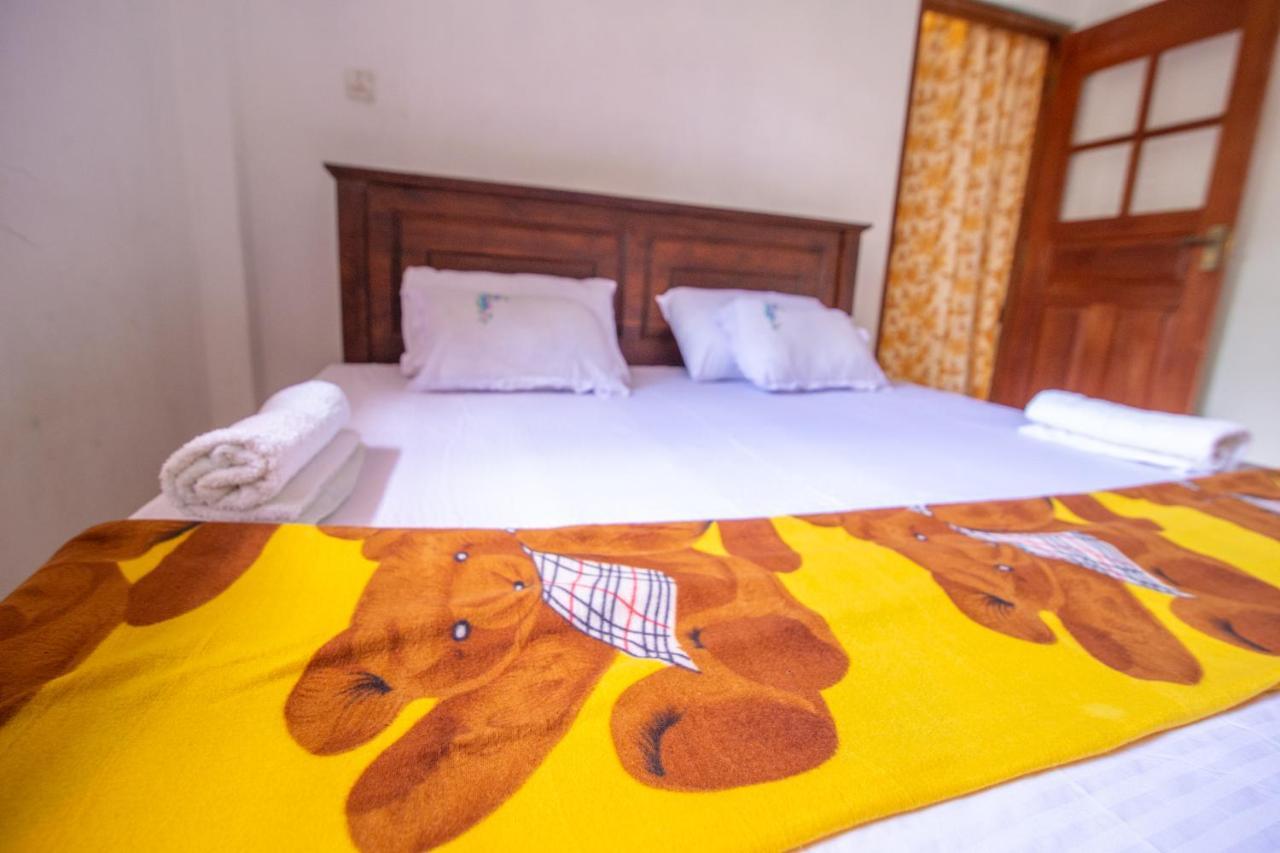 Mountain Gem Villa Hikkaduwa Buitenkant foto